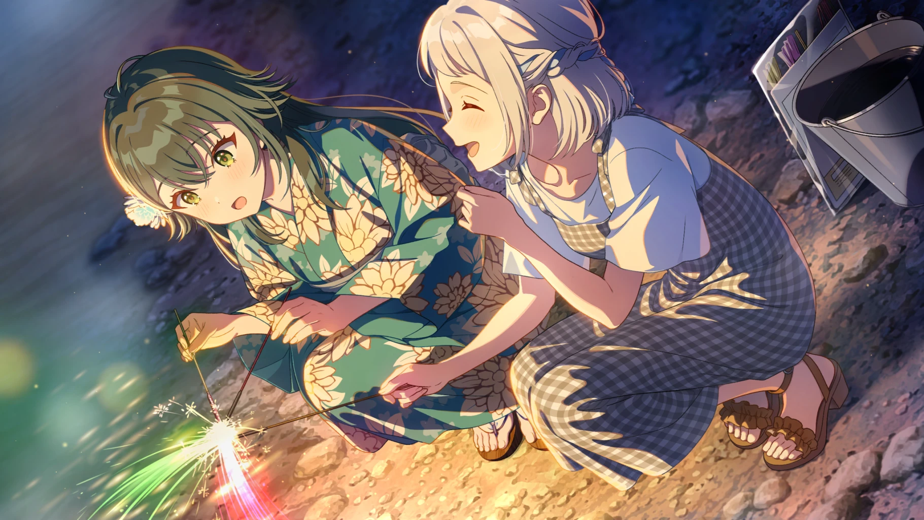 【花火、やりませんか……？】